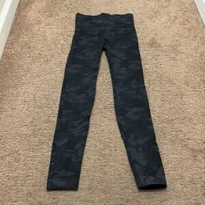 Spanx Look at Me Now Seamless Leggings -Black Camo S
